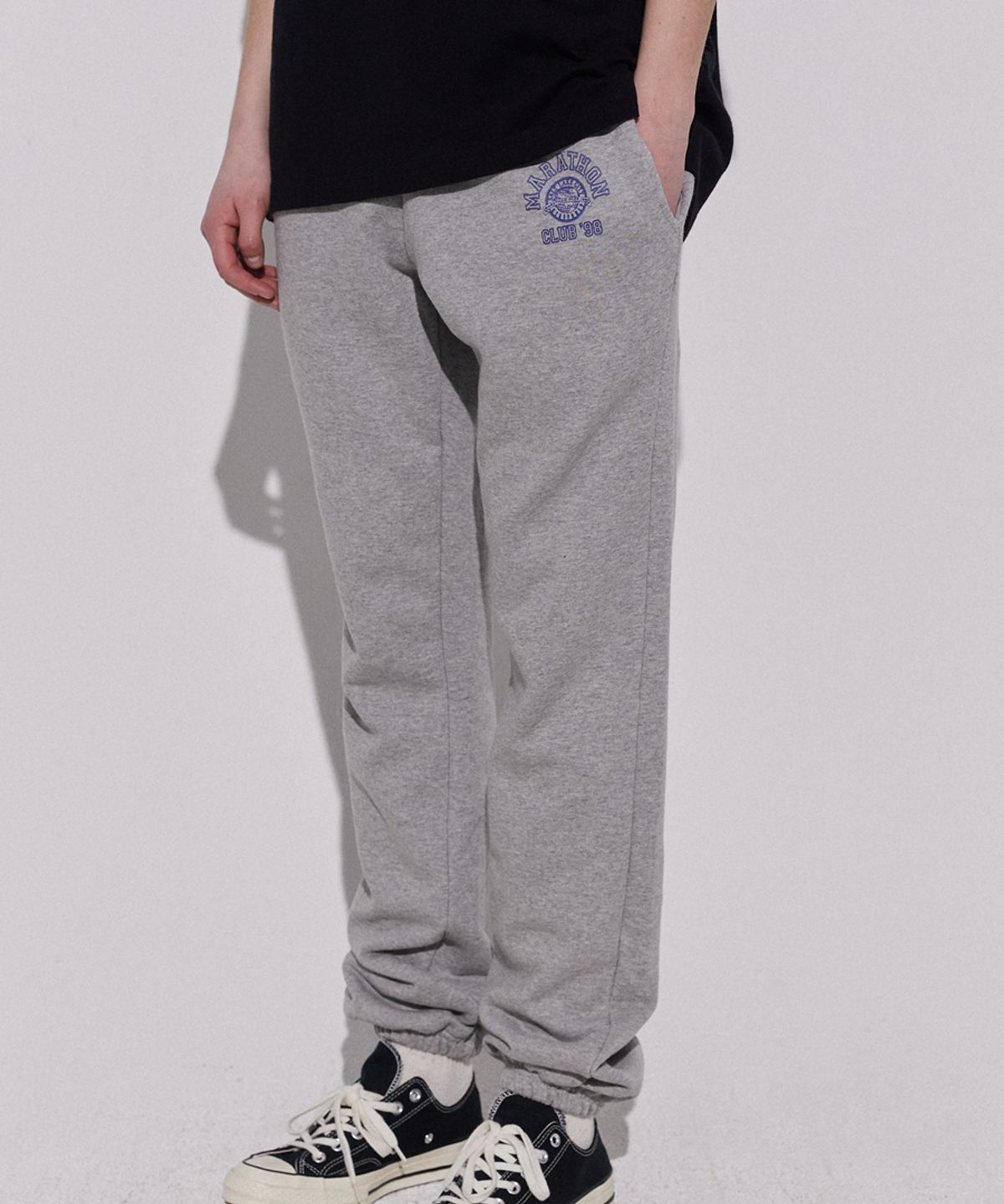 스텝온리(STAFFONLY) CLUB 98 SWEATPANTS (MELANGE GREY)