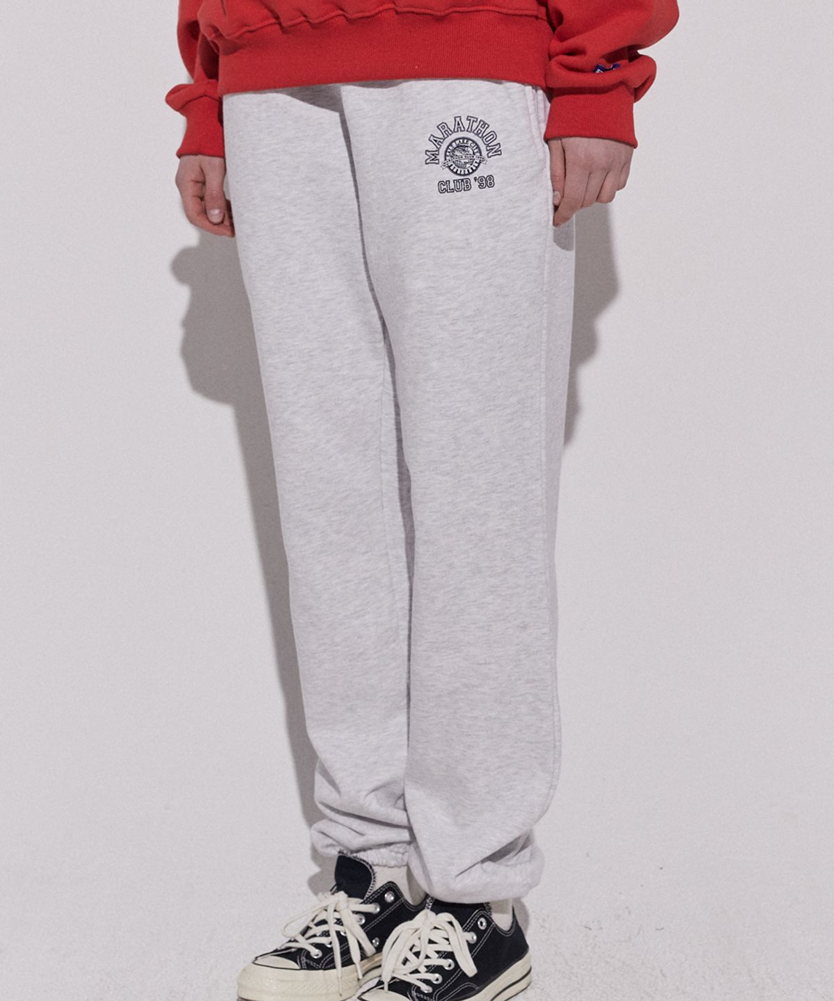 스텝온리(STAFFONLY) CLUB 98 SWEATPANTS (MELANGE WHITE)