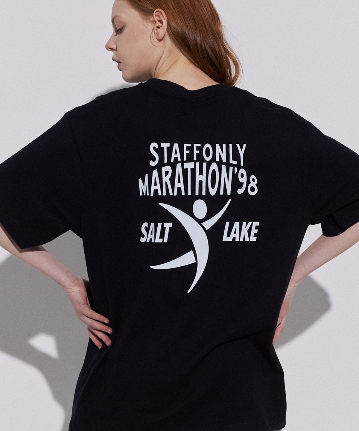 스텝온리(STAFFONLY) FINISH LINE TEE (BLACK)
