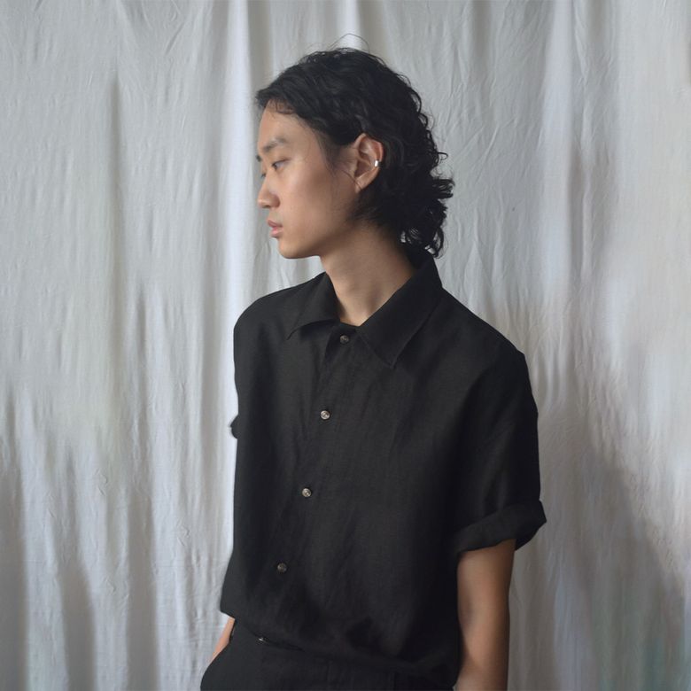 Spiral linen shirt (Black)