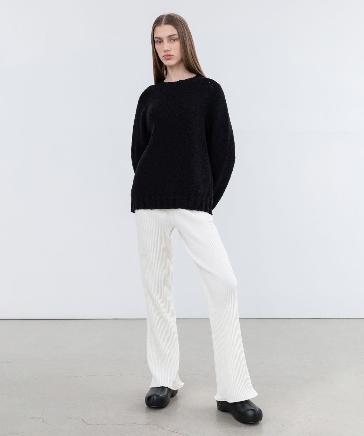 인사일런스 우먼(INSILENCE WOMEN) 리브드 니트 팬츠 CREAM