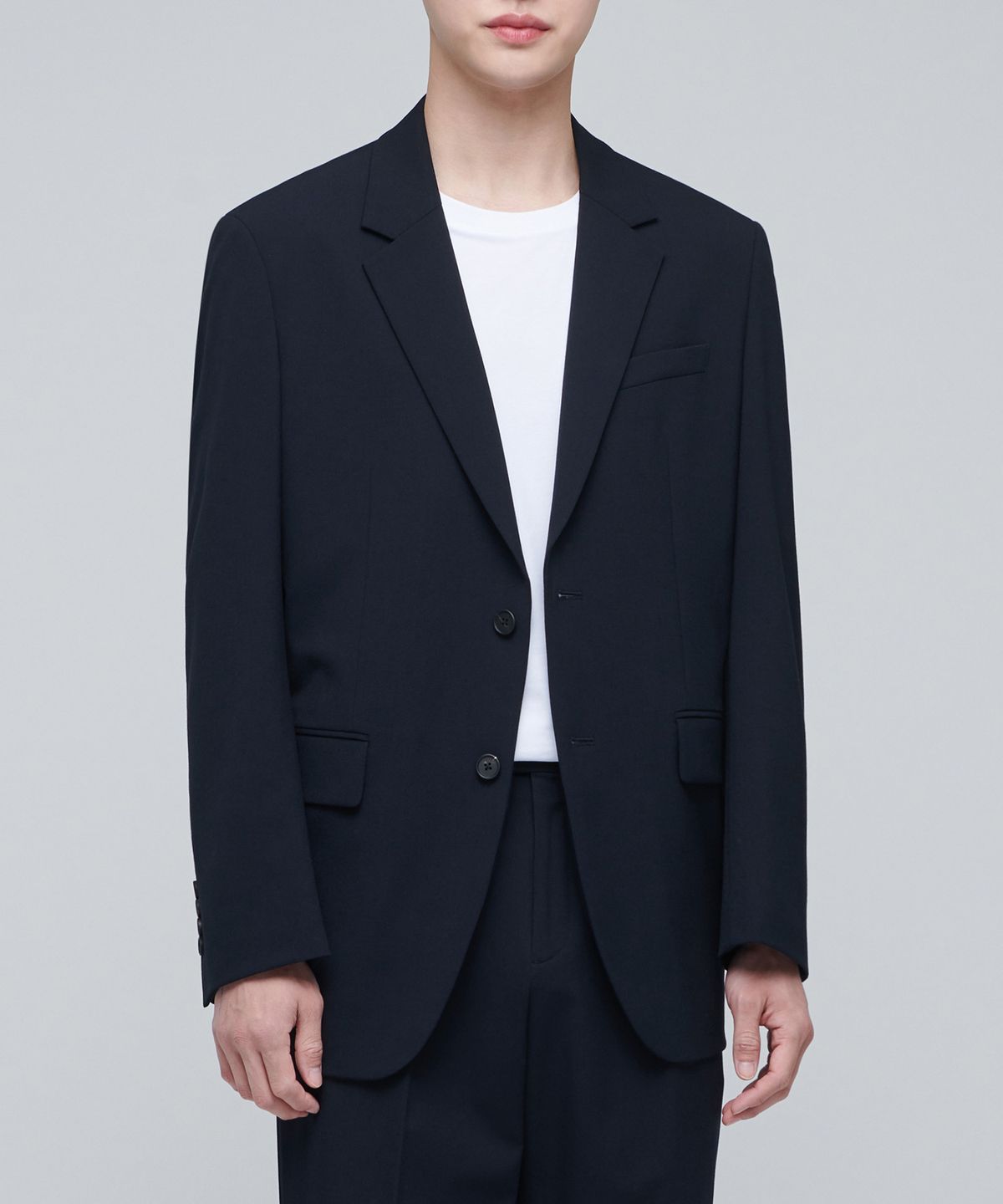 무신사 스탠다드(MUSINSA STANDARD) 라이트웨이트 릴렉스드 베이식 블레이저 [네이비]