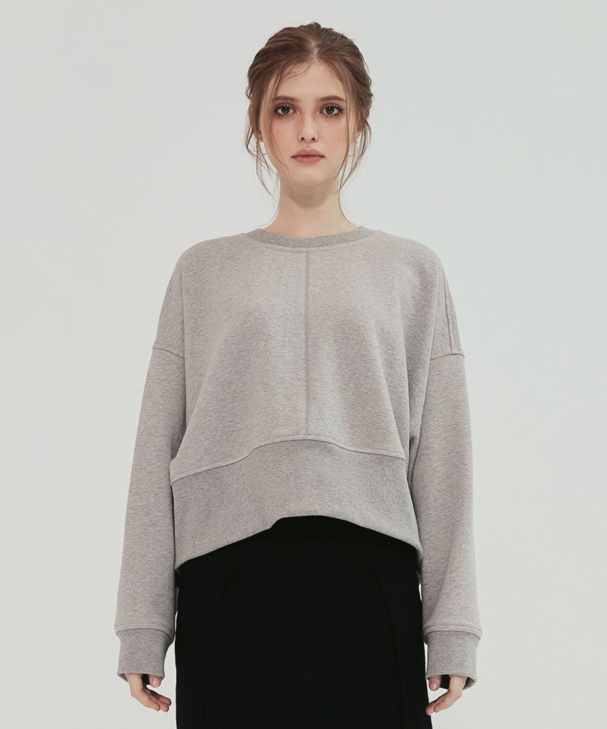 모노포비아(MONOPHOBIA) MONOPHOBIA SHORT SWEATSHIRT WITH CUTTING DETAIL GREY