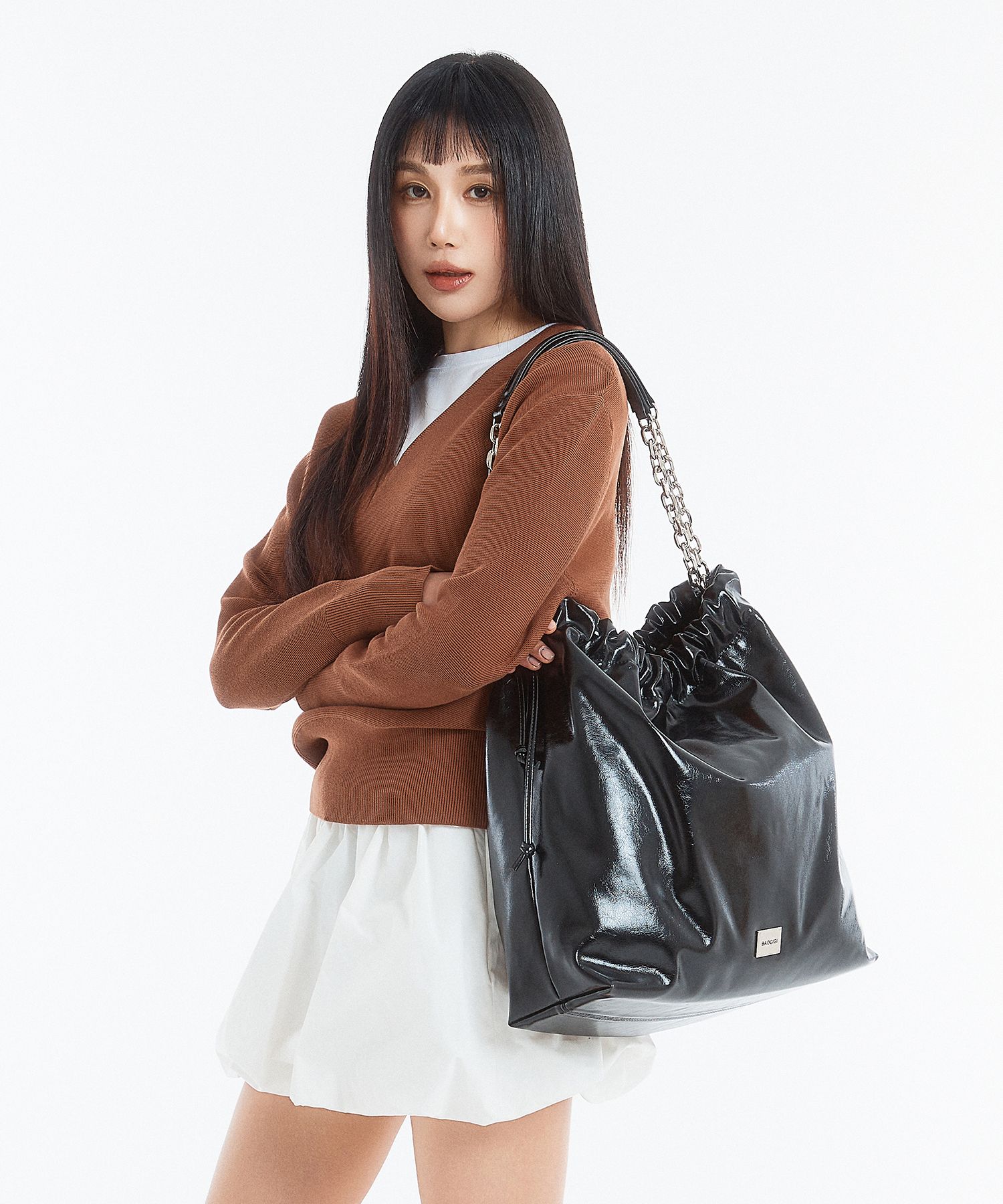 ★送料・関税込★BADGIGI★CH. TRAWSTRING BAG★バッグ★ MUSINSA | BADGIGI Chain Trowstring Bag Black