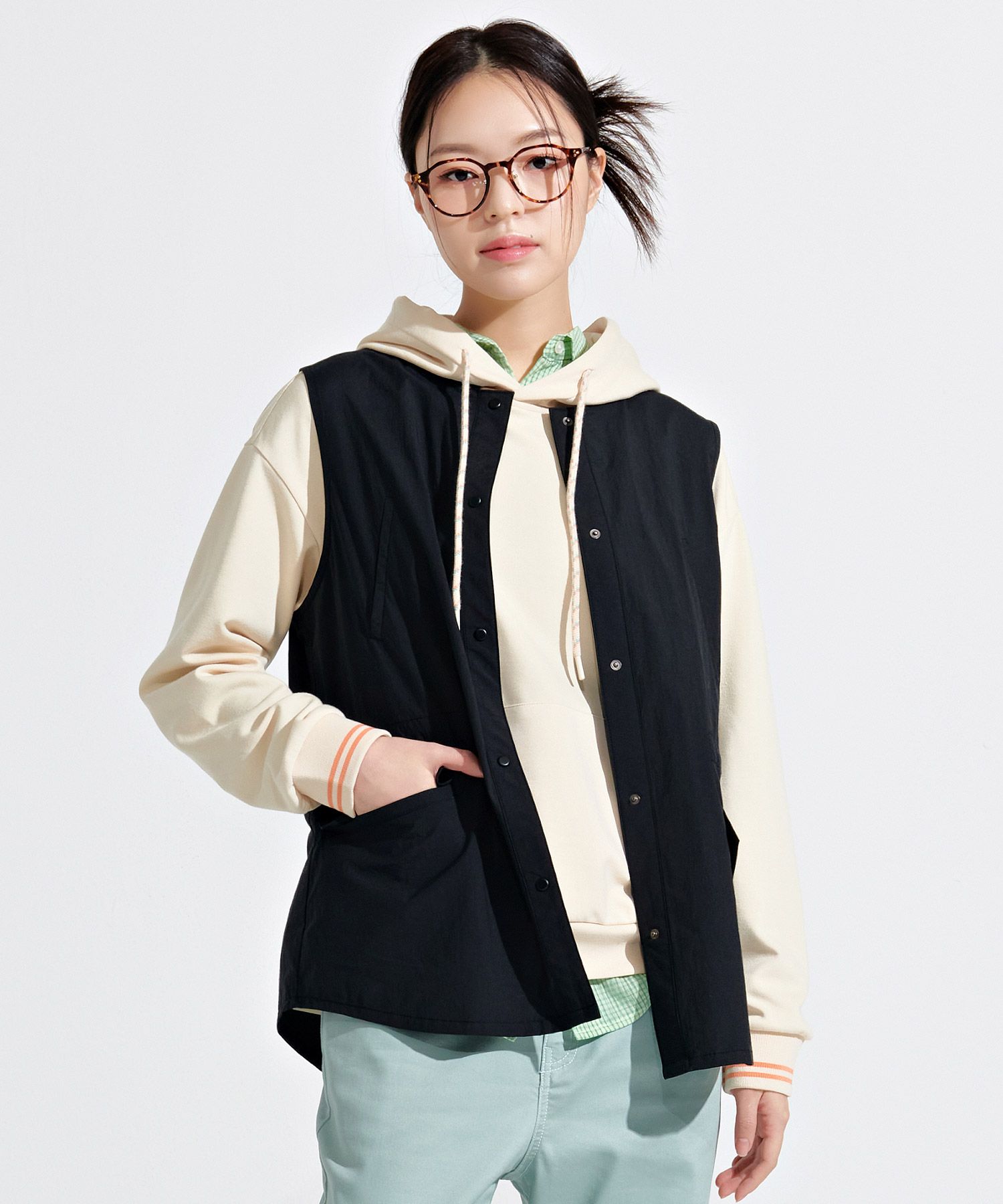 MUSINSA | CHASECULT Women's Light String Vest - BBRG7352C03