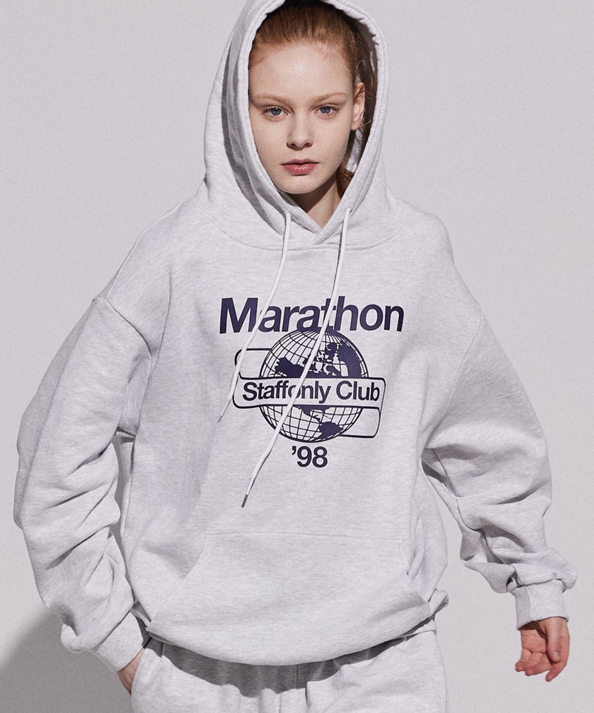 스텝온리(STAFFONLY) MARATHON HOODIE (MELANGE WHITE)
