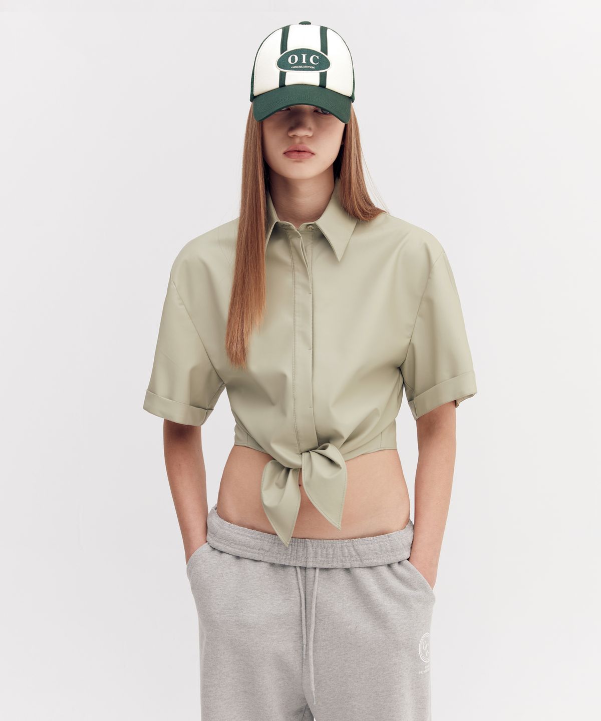 오아이오아이 컬렉션(OIOI COLLECTION) FAUX LEATHER TIE SHIRTS [KHAKI]