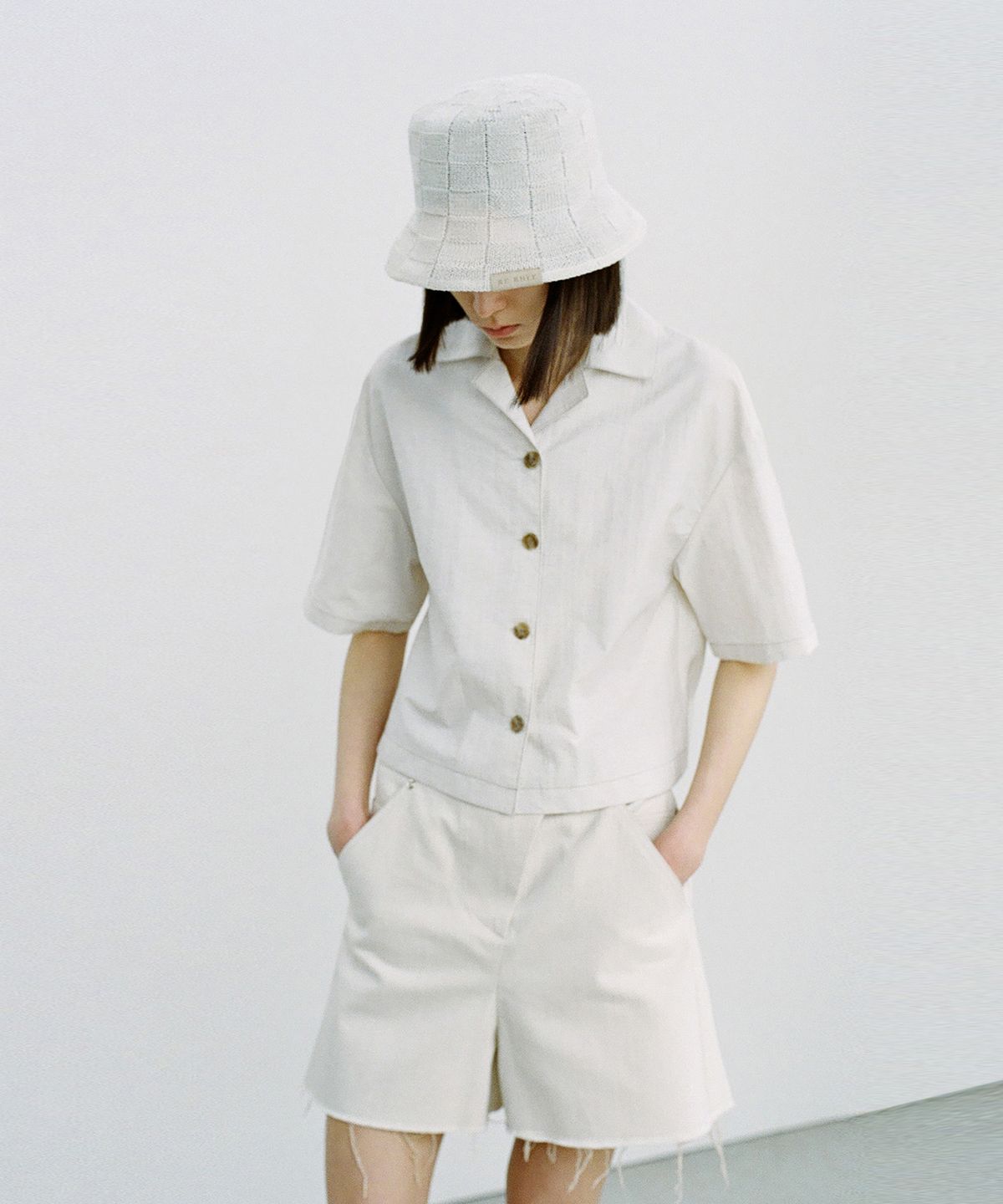 리이(RE RHEE) OVERSIZED SAFARI LINEN SHIRT