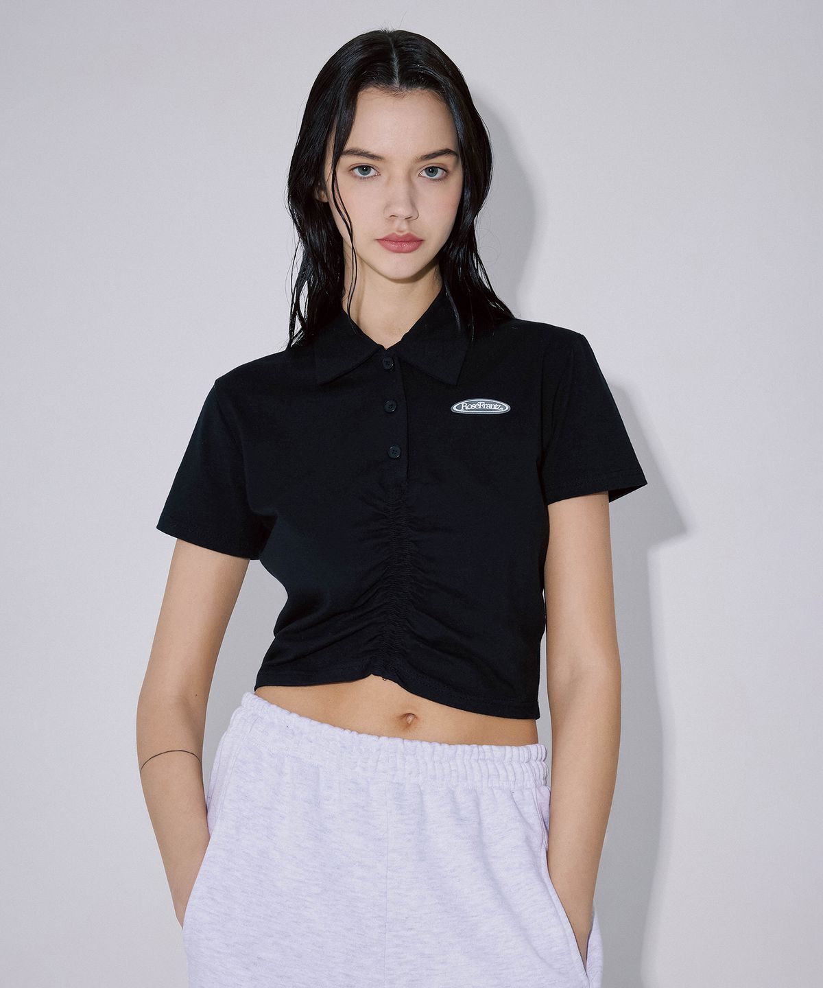 로제프란츠(ROSEFRANTZ) Callar Shirring Crop T-shirt [Black]