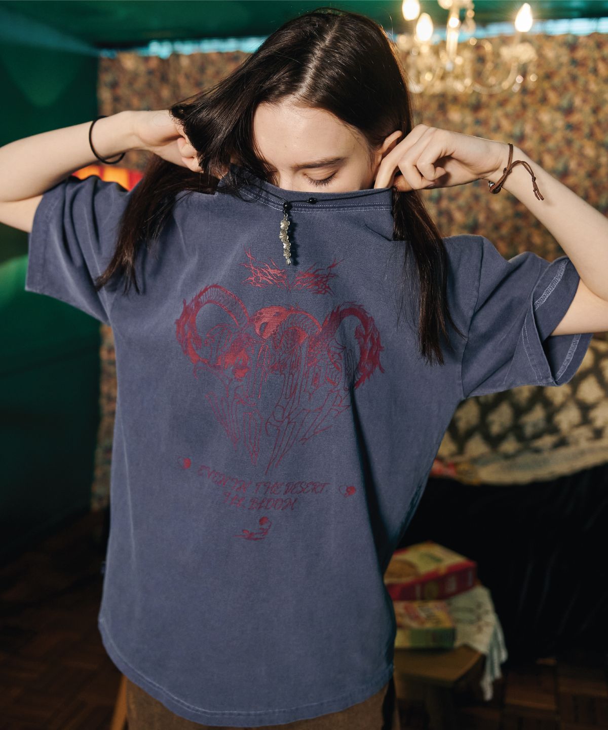 이퓨원트(IFYOUWANT) Distorted pigment TEE darkblue