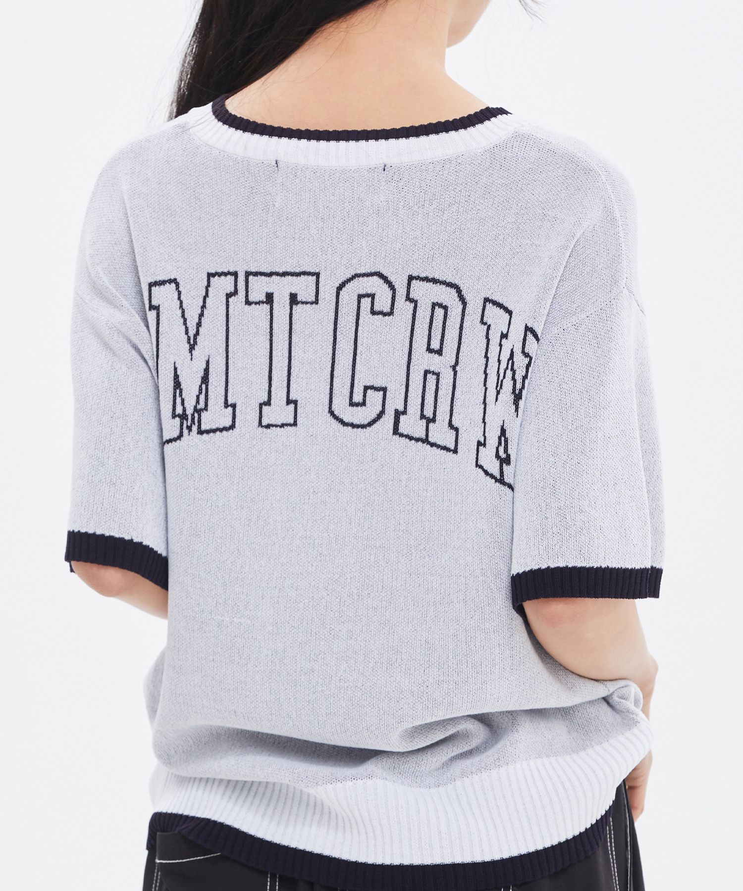 ★2022SS新作★ROMANTIC CROWN★RMTCRW V NECK KNIT JERSEY MUSINSA公式 | ROMANTIC CROWN RMTCRW V-NECK KNIT JERSEY_WHITE