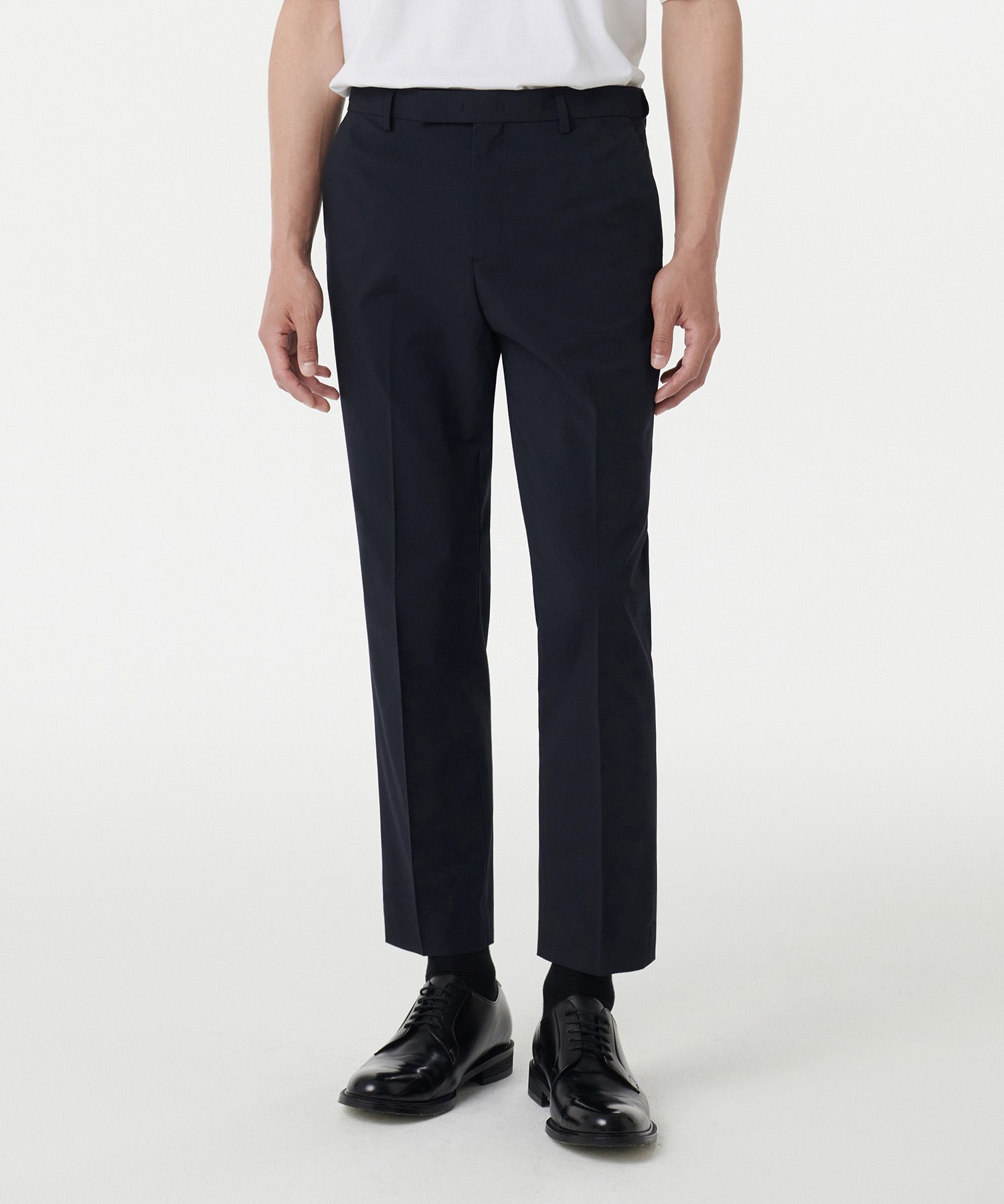 再入荷商品 Shop All Clothing at MUSINSA トップス