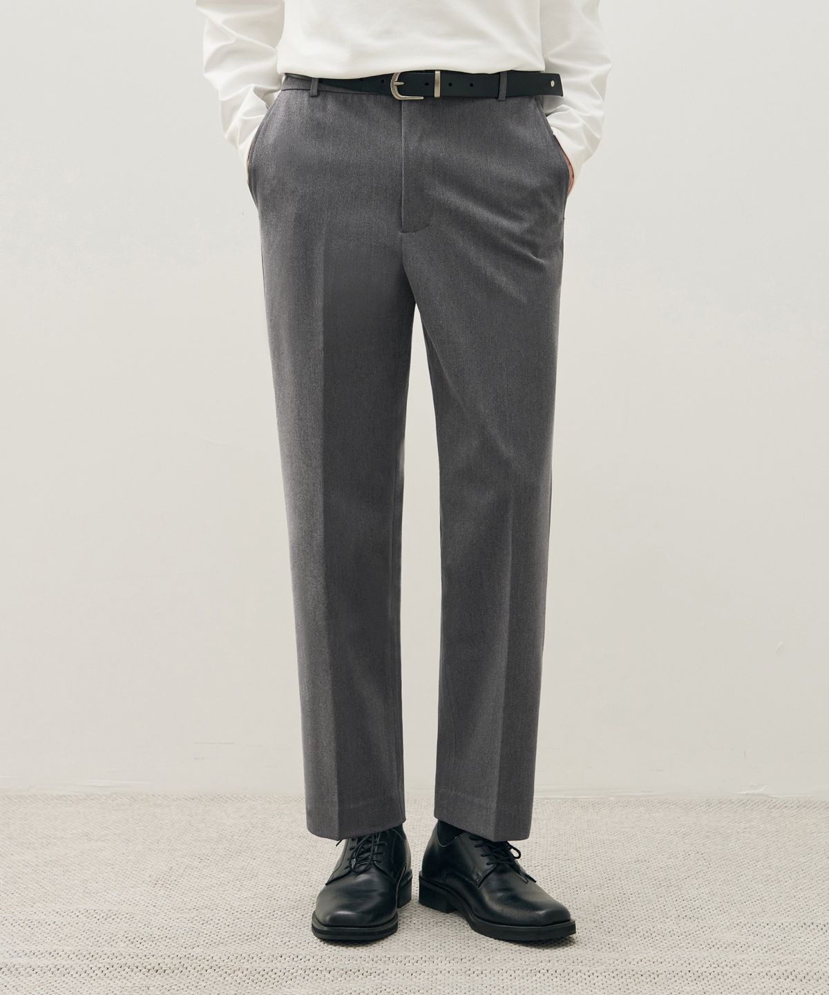 드로우핏(DRAW FIT) 밴딩 테이퍼드 슬랙스 [GREY]