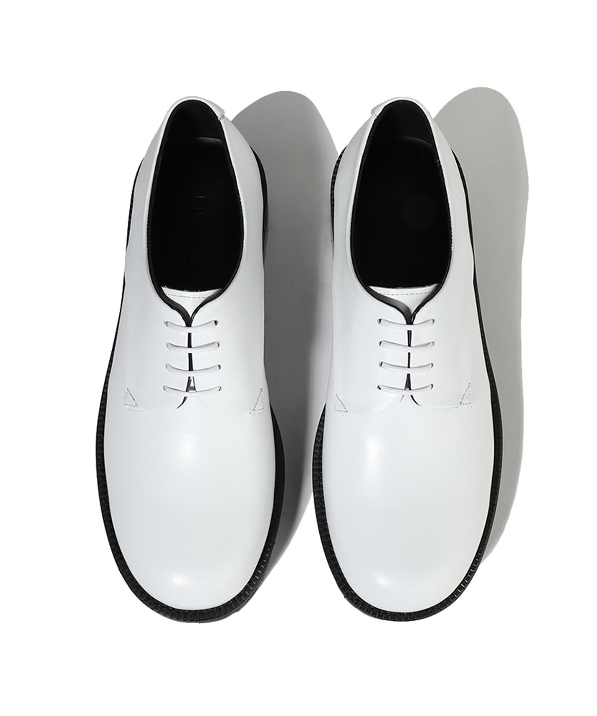 피렌체 아뜨리에(FIRENZE ATELIER) [비브람] 미니멀 히든스티치 4.7CM 코만도솔 더비슈즈 1022 [CREAM WHITE]