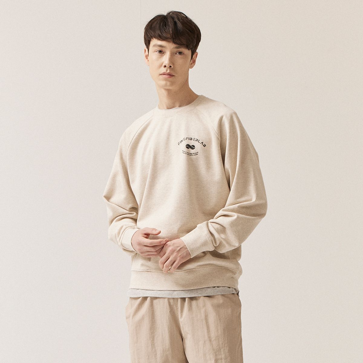 호웨어(HOWEAR) 뉴립 스웨트셔츠 - 오트밀