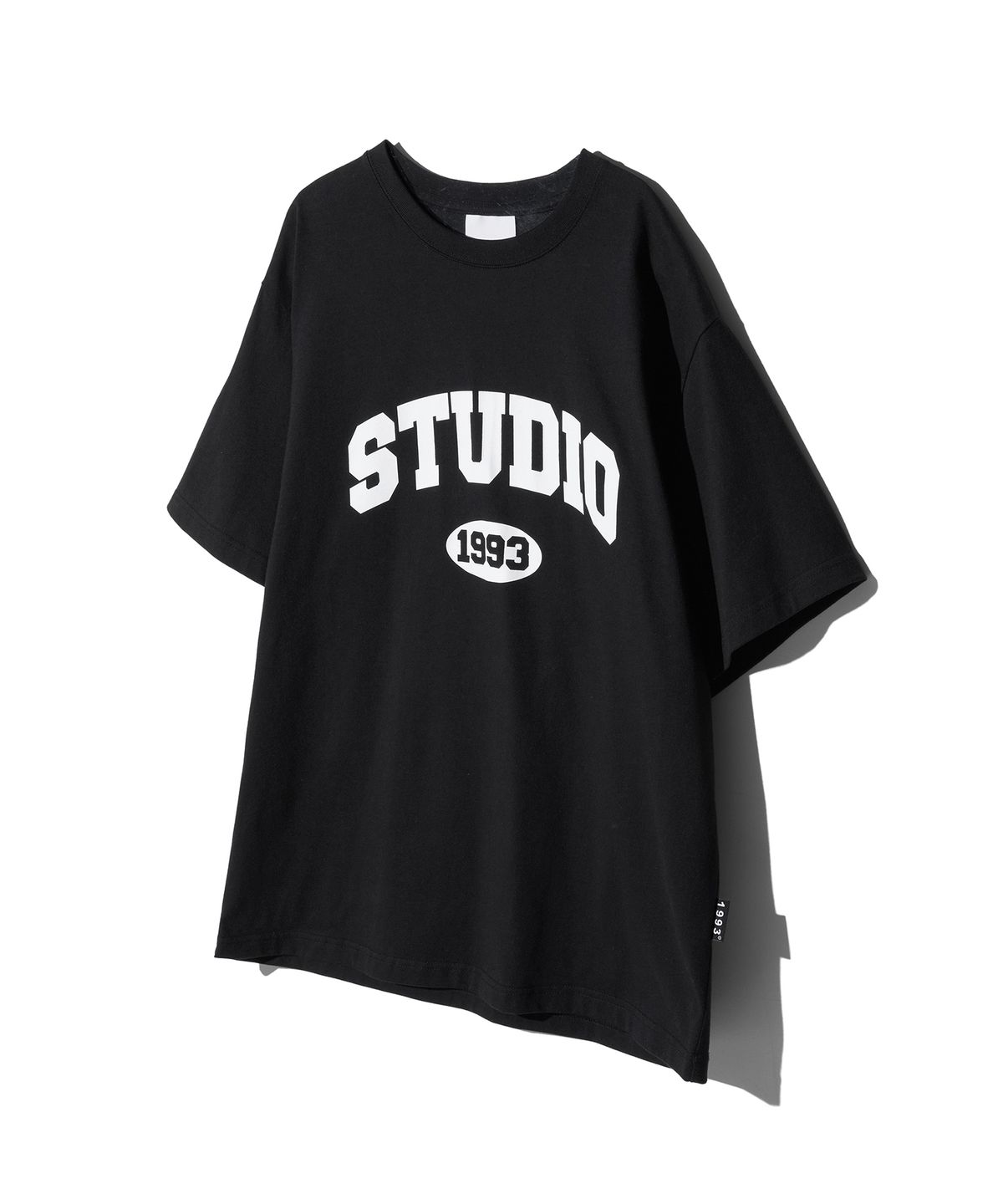 1993스튜디오(1993STUDIO) 스튜디오 아치 로고 티셔츠_블랙