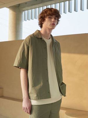 에센셜 이지 하프 셔츠 OV