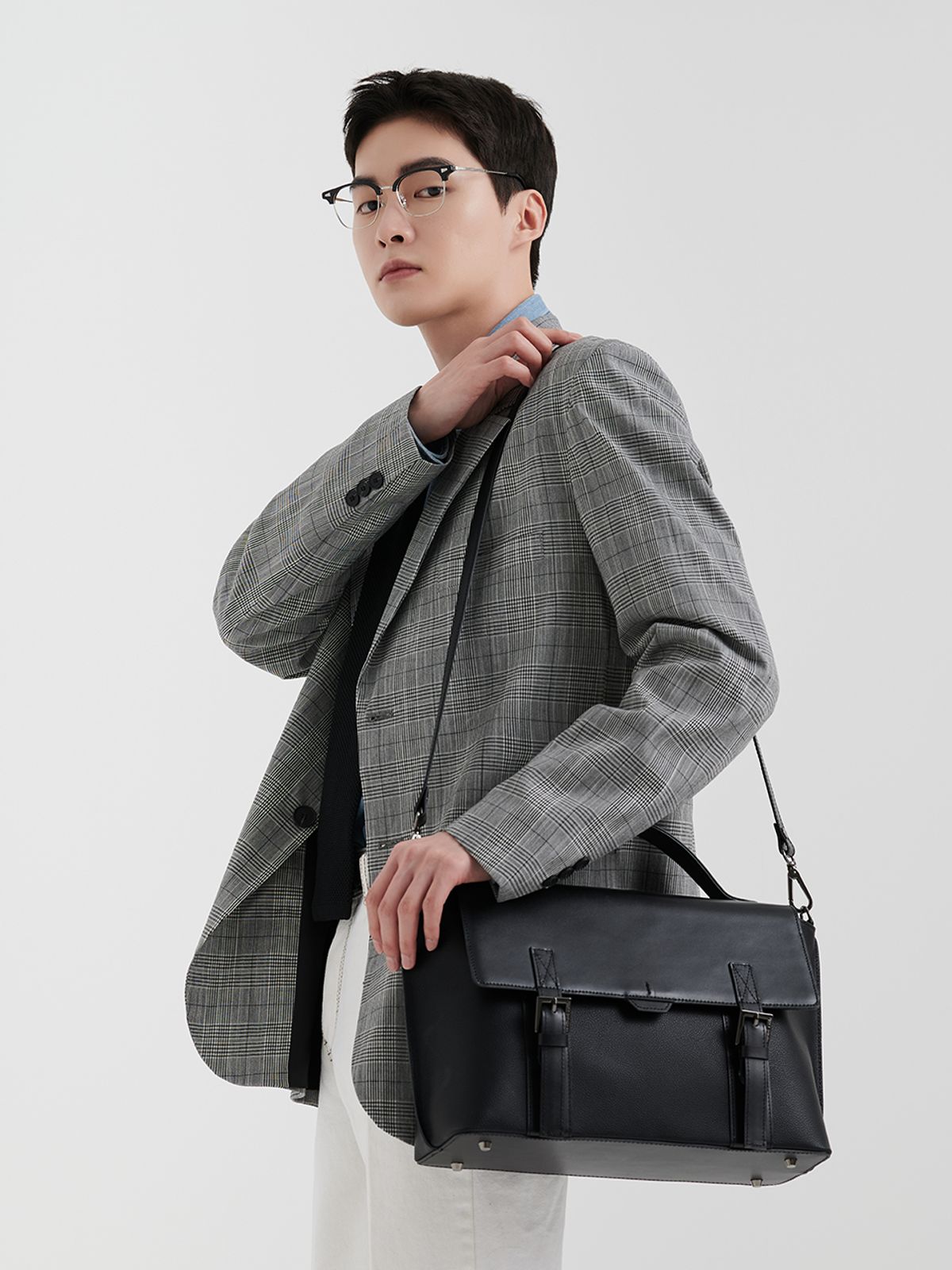 베드포드일레븐스(BEDFORD11TH) 폴리건 더블벨티드 사첼백 [블랙콤보]
