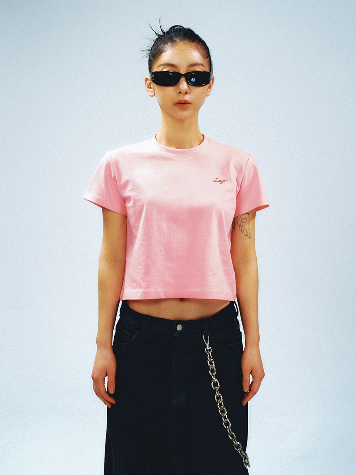 와이이이엘(YEEL) Chain Crop T-shirt Pink