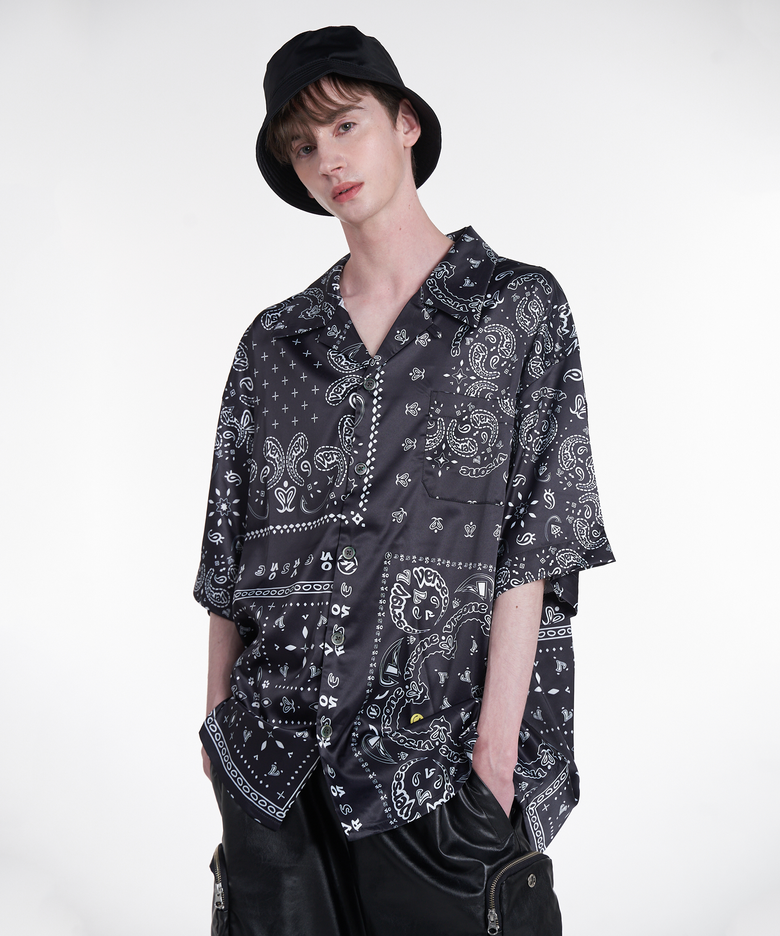 OVER FIT PAISLEY S/S SPANDEX SHIRTS BLACK