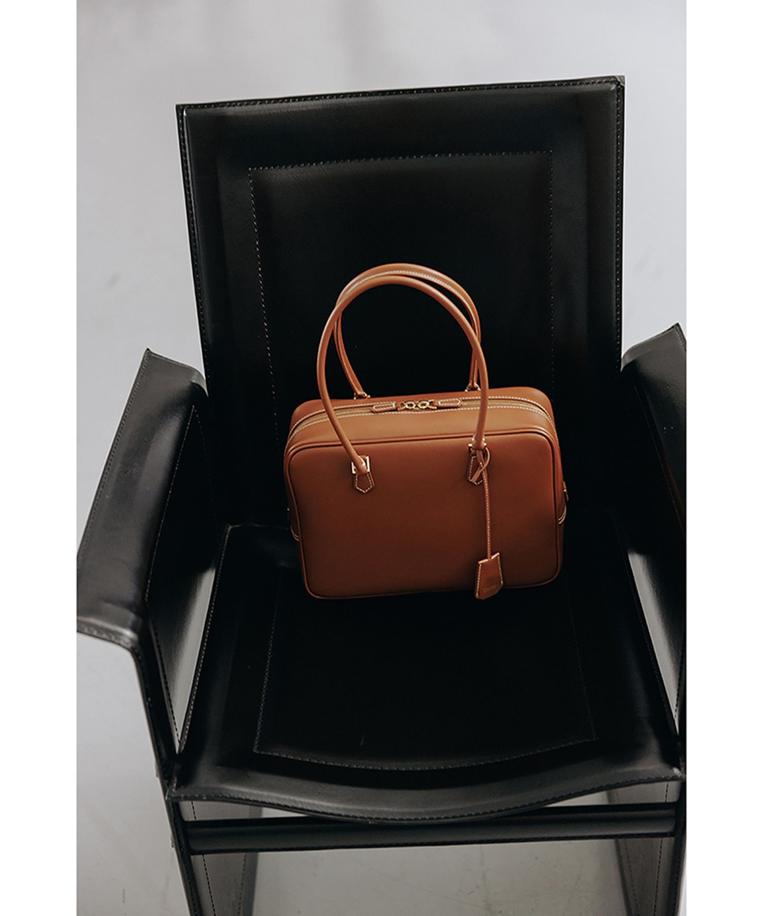 MUSINSA | DUNST FOR WOMEN CLASSIC 28 LEATHER BAG TAN_UDBA5F201CM