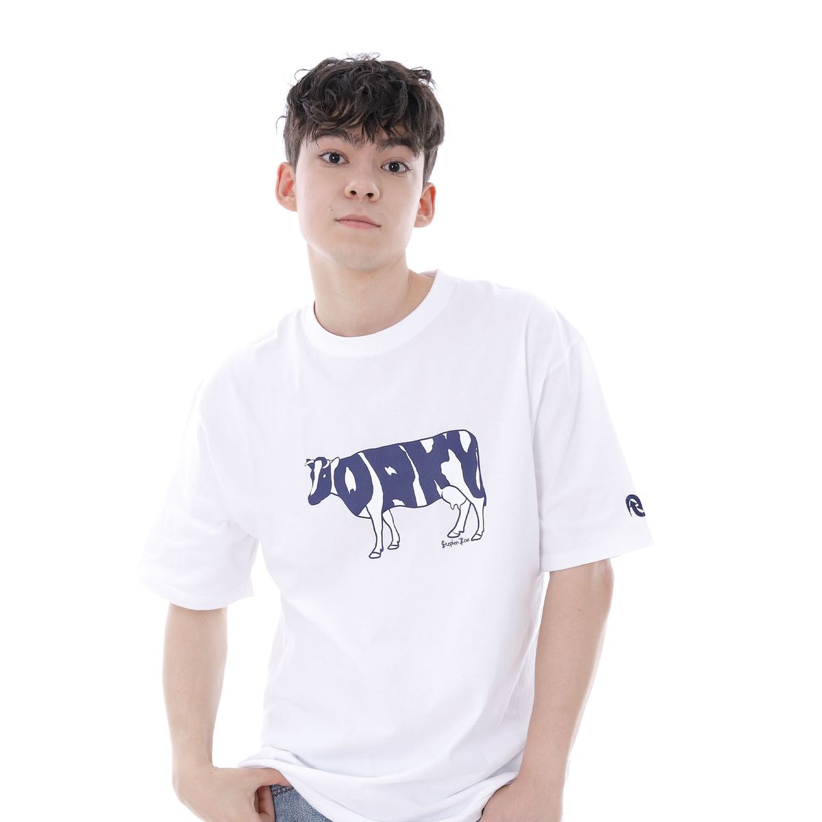 돌키(DORKY) 카우 반팔 화이트