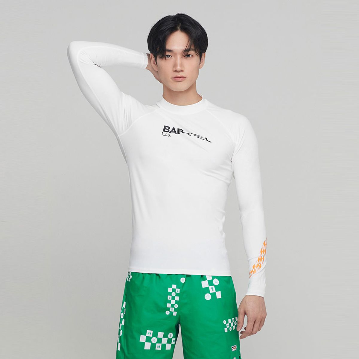 배럴(BARREL) 맨 무브 래쉬가드 오프화이트 (BI2MWRG03OWT)