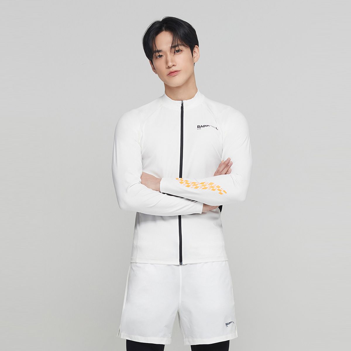배럴(BARREL) 맨 무브 집업 래쉬가드 오프화이트 (BI2MWRG02OWT)
