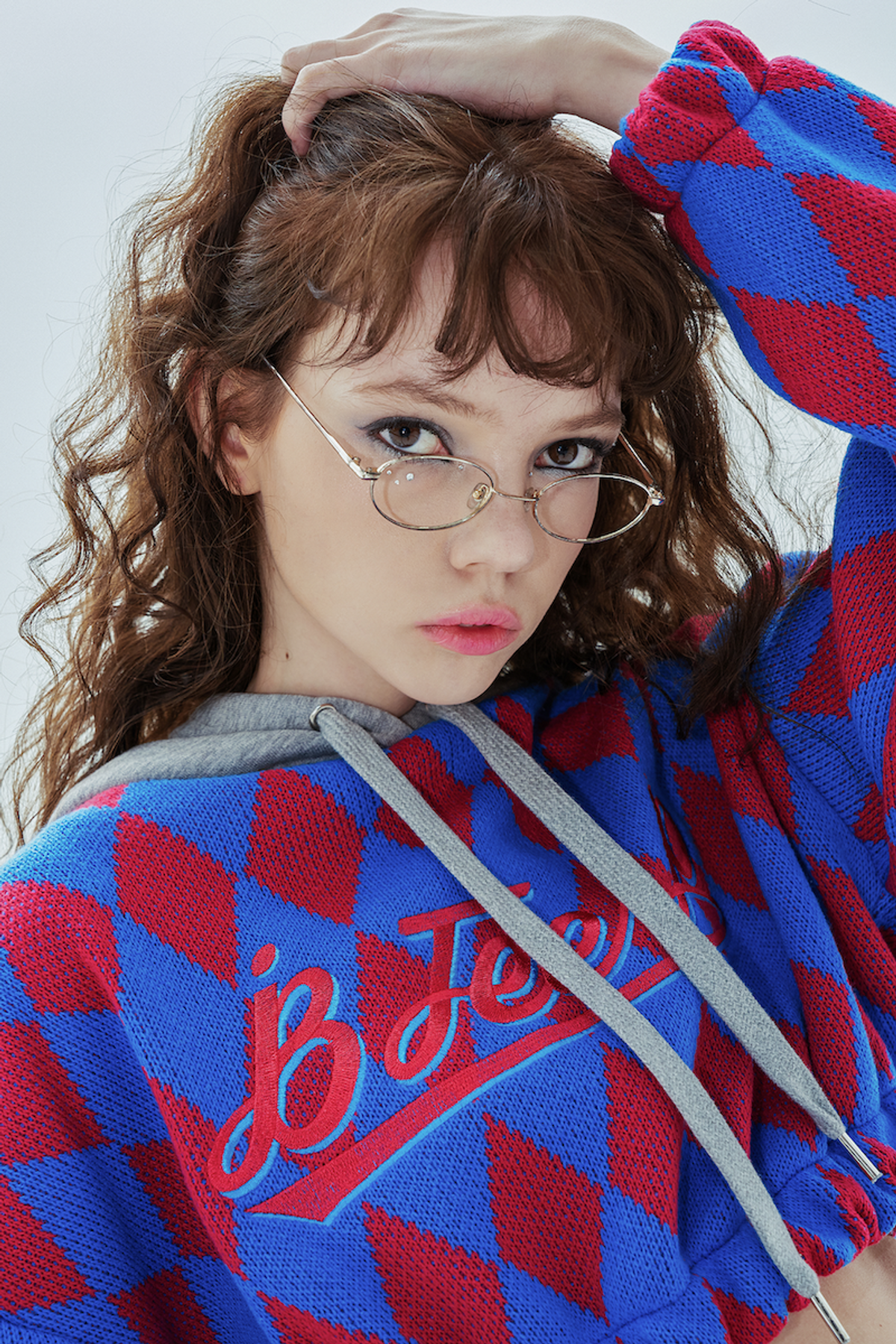 비피피(BFEEP) big logo argyle crop hood_pink/blue