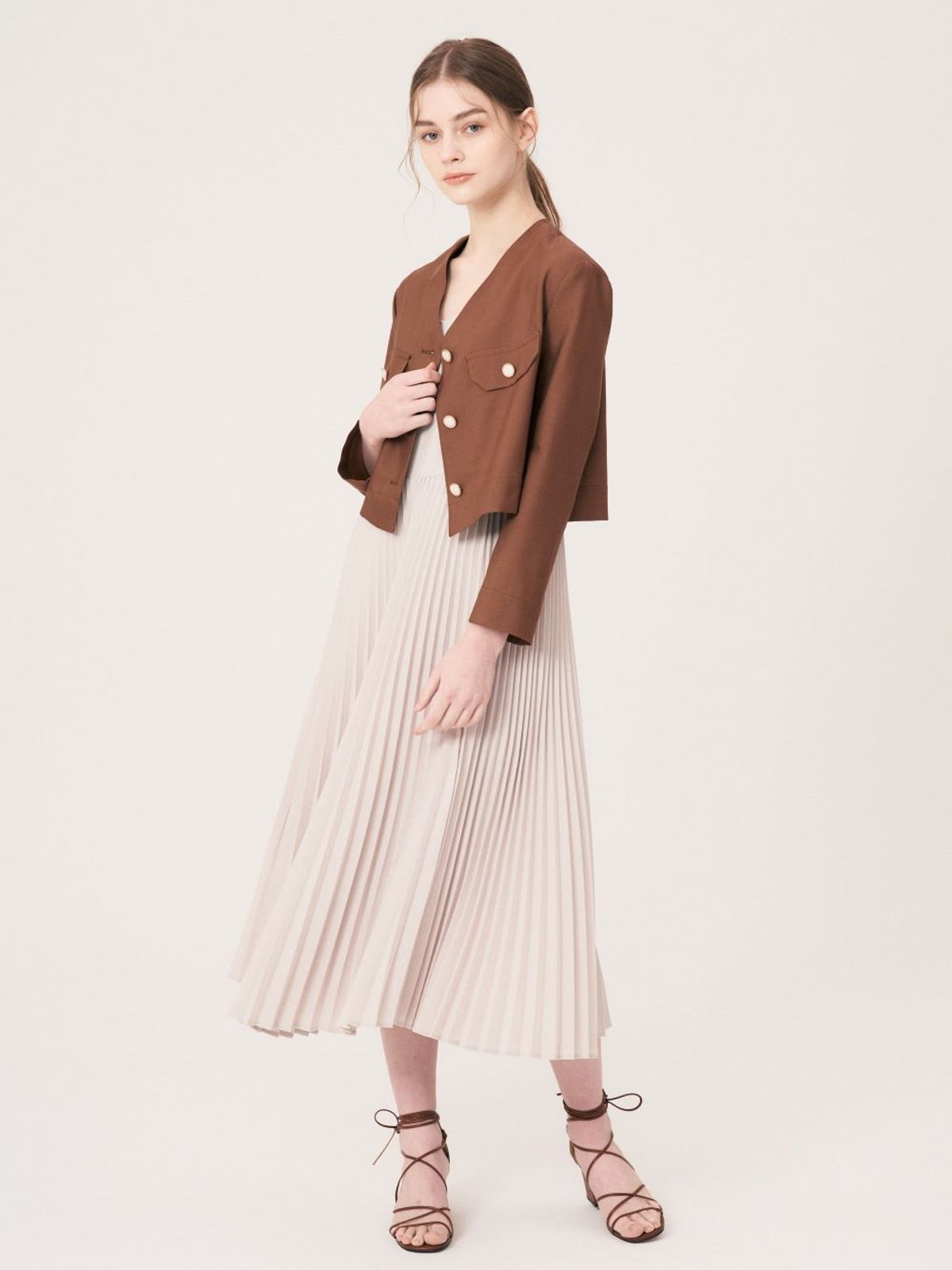 피노블랑코(PINO BLANCO) Beige-Grey Pleats One-piece