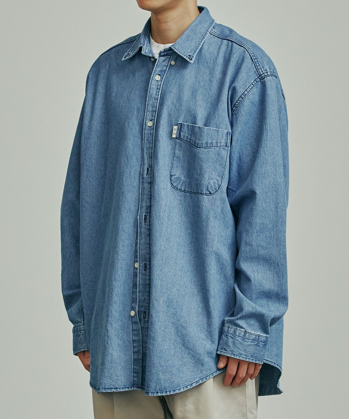 공백(GONGBAEK) Washed Denim Big Shirt_Vingtage Blue