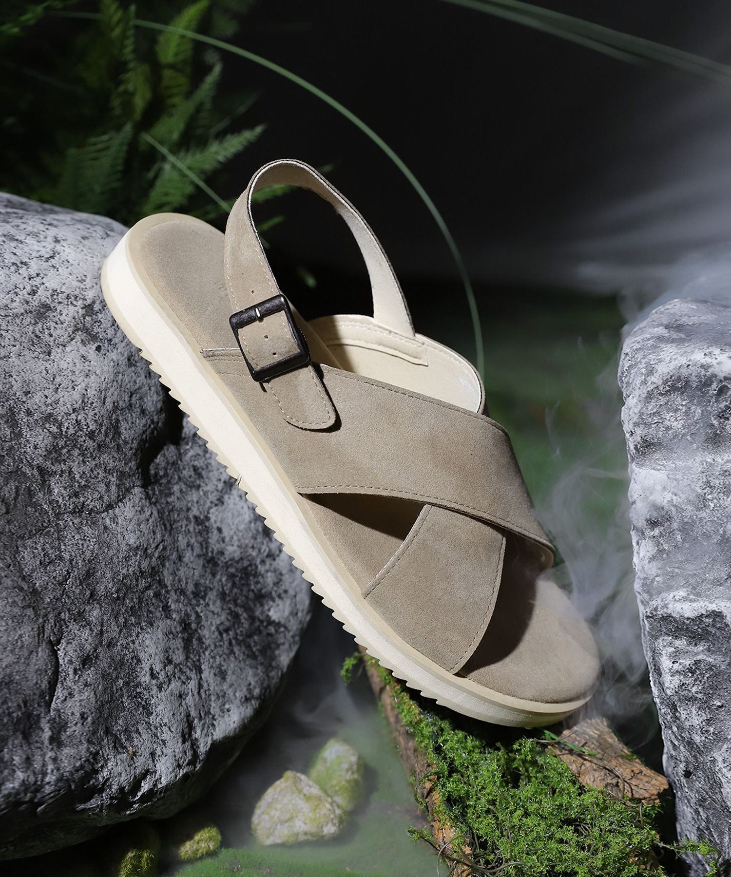 ★韓国人気★WE THE ROAD★Exio Cross Sandal ☆韓国人気☆WE THE ROAD☆Exio Cross Sandal