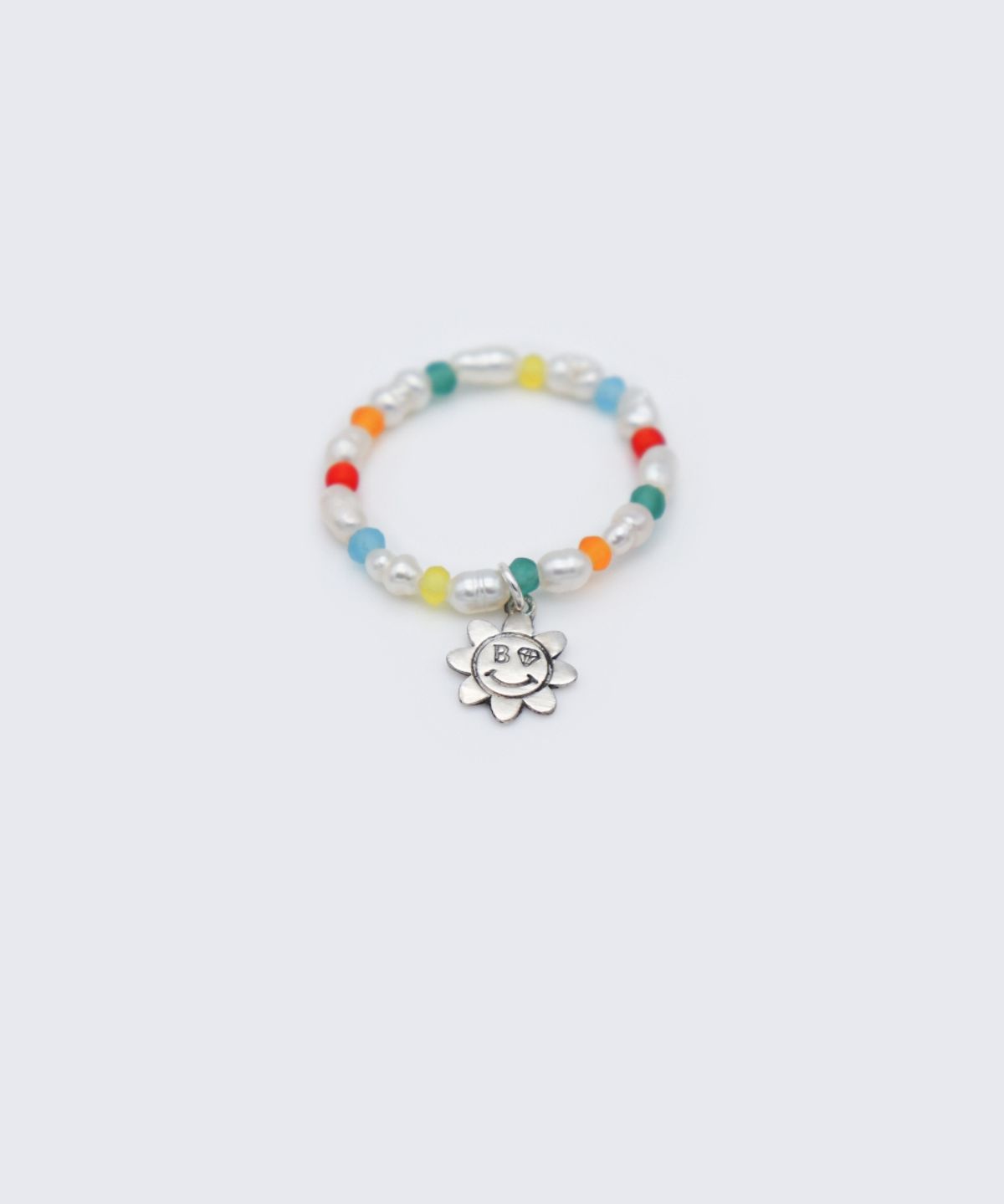 봉보(BONBEAU) Mini smile warter pearl beads ring 미니 실버 꽃 스마일 밴딩 담수진주 비즈 반지