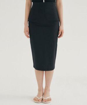 RCP BACK SLIT SKIRT BLACK
