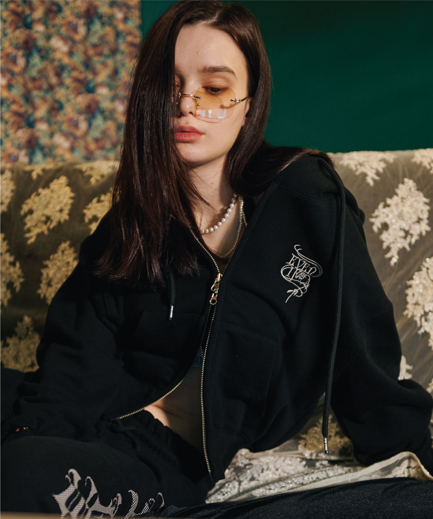 MUSINSA公式 | IFYOUWANT 2 WAY CROP HOOD ZIPUP black
