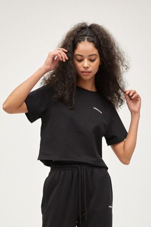 리사이클 씨피쭈리 블랙 크롭 반팔 티셔츠