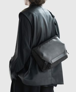 호크 C20 크로스백