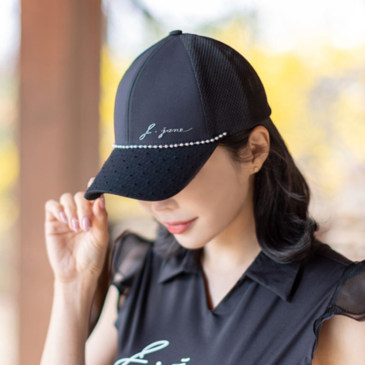 제이제인(J.JANE) 진주 메쉬 볼캡 (Black)