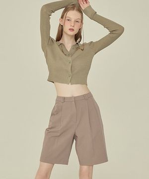 TWO TUCK BERMUDA PANTS_Latte brown