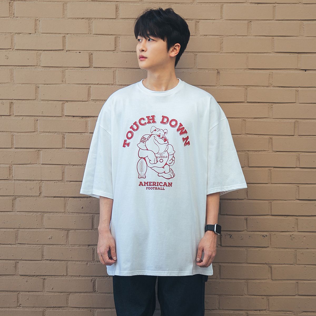 앨빈클로(ALVINCLO) XL~4XL 빅사이즈 터치다운 불독 오버핏 반팔티 BE53865 (2 COLOR)