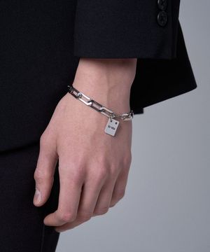 FLAT TAG CHAIN BRACELET