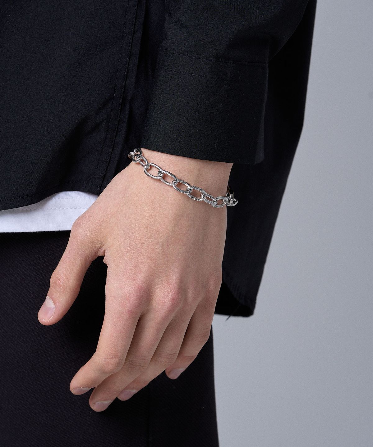 하와(HAWHA) BOLD SPARKLE CHAIN BRACELET