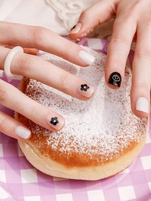 리유저블 네일팁 스마일 플라워(숏 스퀘어)