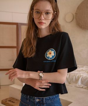 A3425 Crop flower T-shirt_Black