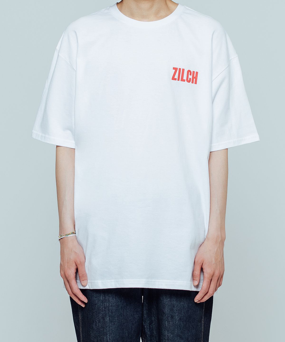 질츠(ZILCH) 로고 티셔츠 화이트