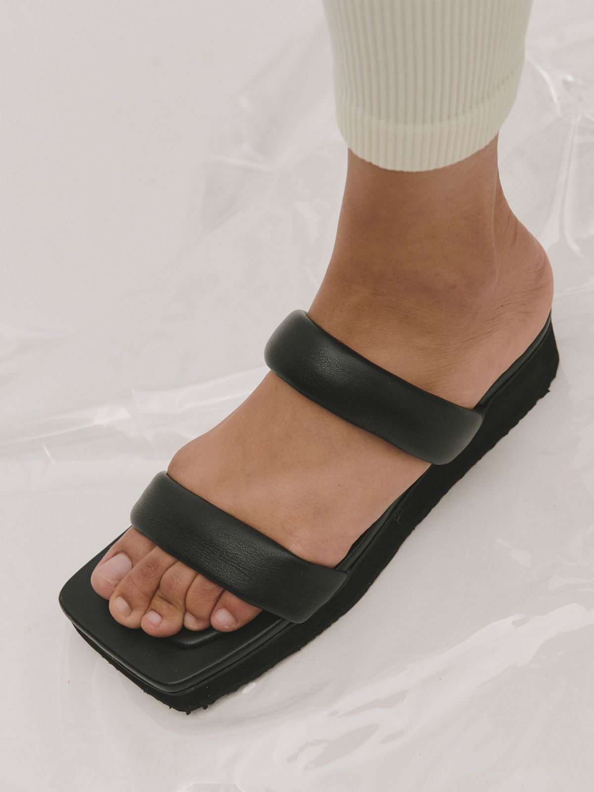 블랑토(BLANC TOE) 플랫폼샌들 B22S51-BLACK