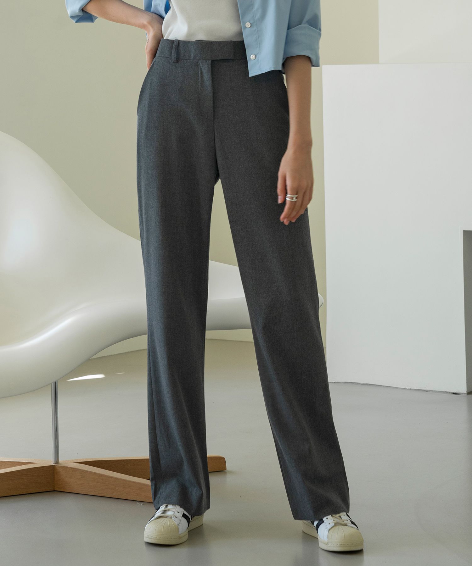 パンツ Siyazu SIPT7050 signature summer trousers_Light khaki SIPT7050 signature summer trousers_Light khaki - 감도 깊은