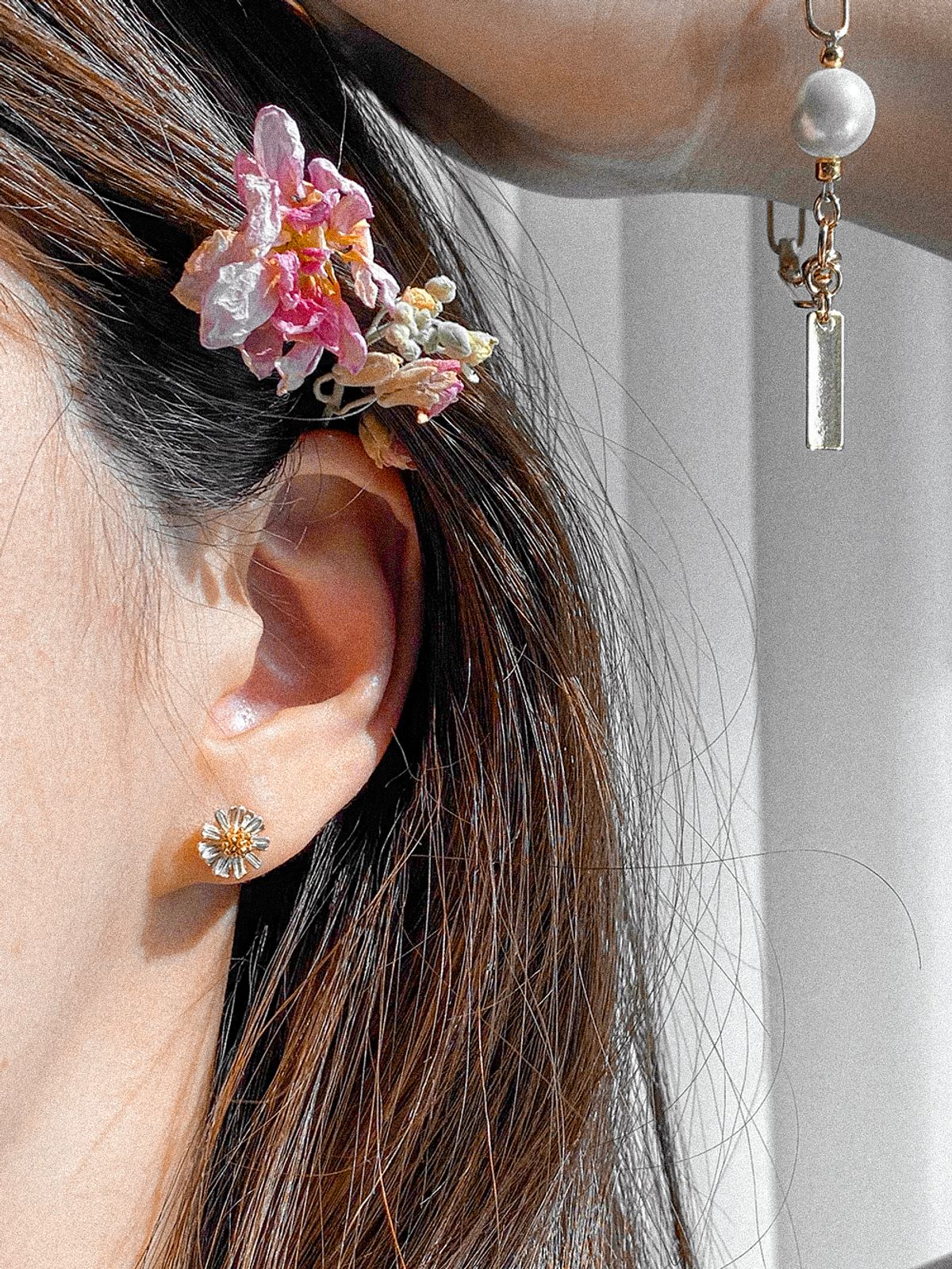 위트홀리데이(WIT-HOLIDAY) Spring daisy earring [silver925]