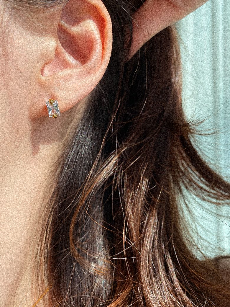 Mini square earring [silver925]