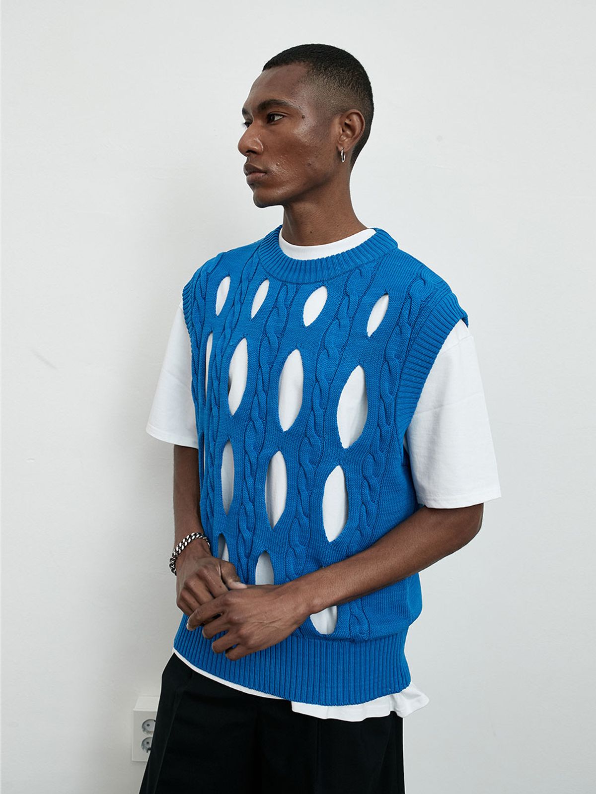 이에이(IEY) FERRY KNIT VEST Blue